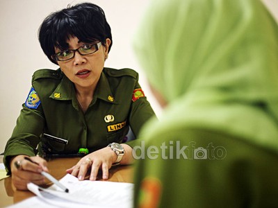 Susan, Lurah Cantik yang Suka Blusukan
