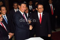 Xi Jinping tiba di Gedung DPR, Senayan, Jakarta, Rabu (3/10/2013), sekitar pukul 10.00 WIB, dengan pengawalan ketat pasukan pengawal Presiden China.