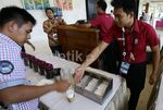 Es Krim dan Kopi Gratis untuk Peliput APEC