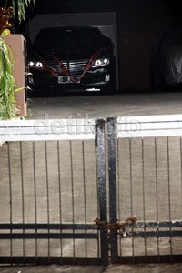 Mobil dinas Akil yang telah disita KPK, terparkir di garasi. Lamhot Aritonang/detikFoto.