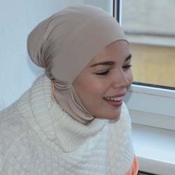 Dewi Sandra Perankan Bule Mualaf di 99 Cahaya di Langit Eropa