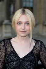 Gaya Stylish Kakak-adik Dakota dan Elle Fanning