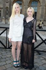 Gaya Stylish Kakak-adik Dakota dan Elle Fanning