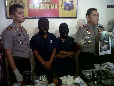 Pasutri Dokter Kandungan Gadungan Diringkus