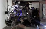 Membongkar Isi Mobil Murah Ayla
