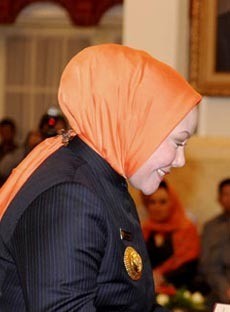 Dicegah KPK, Rencana Ratu Atut Berangkat Haji 9 Oktober pun Batal