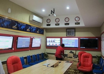 Termasuk melihat performansi maupun gangguan yang berpotensi muncul dari operasional BTS yang ada di sekitar lokasi APEC.