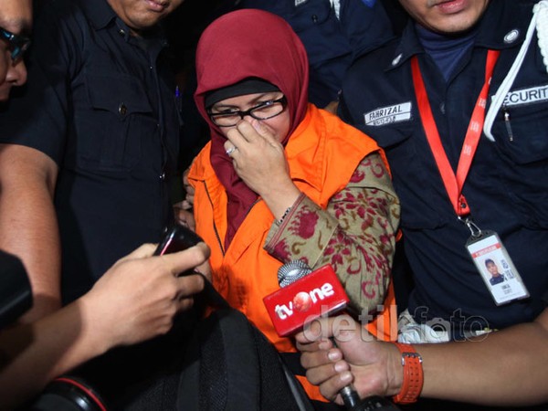 Advokat Susi Ditahan Terkait Kasus Suap Ketua MK
