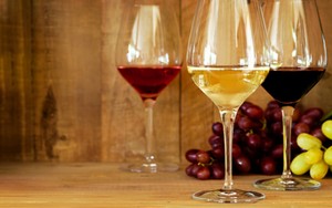Telah Ditemukan Jejak Wine Berumur 6.000 Tahun di Yunani