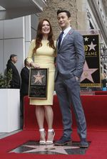 Pesona Julianne Moore di Hollywood Walk of Fame