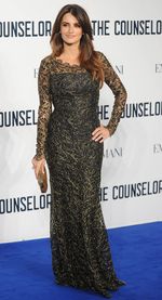 Lekuk Tubuh Penelope Cruz Pasca Melahirkan