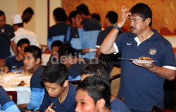 Selepas menjuarai Piala AFF UU-19, tim besutan Indra Sjafri dibebankan target baru. Yaitu lolos ke putaran final Piala AFC U-19 di Myanmar 2014 mendatang.