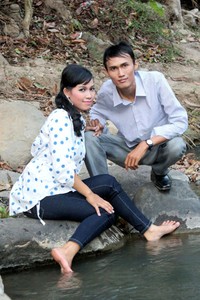 Asya & Riki (dok. Wolipop)