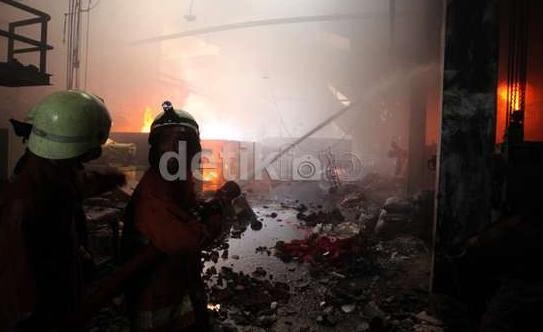 Ayah dan 2 Anaknya Tewas dalam Kebakaran di Medan