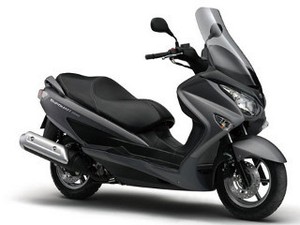 Suzuki Burgman Berbenah