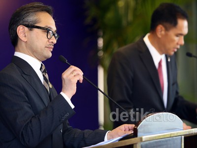 Menlu dan Mendag Jumpa Pers Masalah APEC