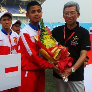 Komunikasi Lewat Doa, Termotivasi Timnas U-19
