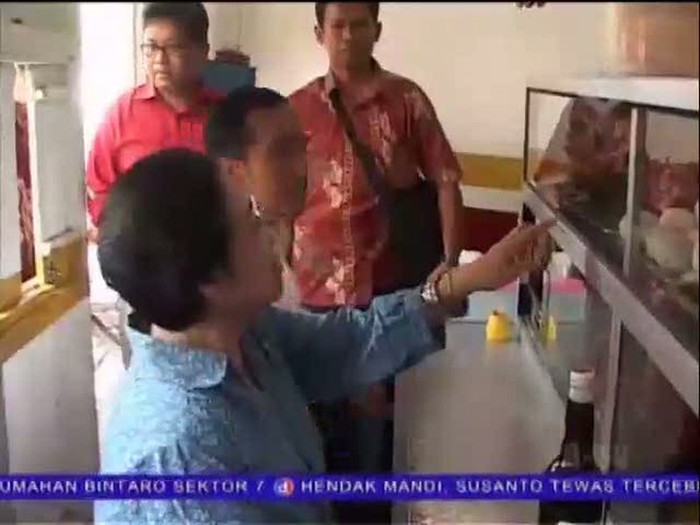 Jokowi dan Megawati Makan di Warteg