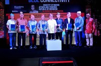 Buku ini memaparkan konsep Blue Economy sebagai solusi untuk memaksimalkan potensi kekayaan laut Indonesia yang mencapai US$ 1,2 triliun per tahun.
