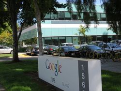 Jalan-jalan di Kantor Google yang Luas & Nyaman