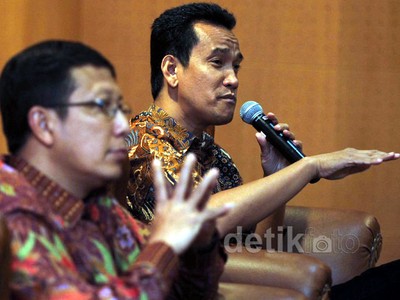 Diskusi Runtuhnya Benteng MK