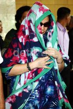 Akil Mochtar Dijenguk Istri