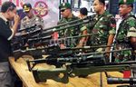 TNI Pamer Alutsista di Mall