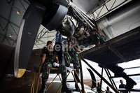 Perbaikan dan pengecekan rutin itu untuk memastikan seluruh alutsista TNI AU siap digunakan dalam kegiatan operasi latihan.