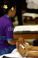 Peliput APEC Dapat Pijat Gratis