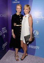 Black And Gold Nicole Kidman