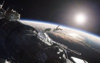 'Gravity' menyuguhkan pengalaman 91 menit yang luar biasa. Membawa penonton melihat keindahan bumi dari luar angkasa, sekaligus merasakan sensasi ketegangan yang ada. Warner Bros/Entertainment Inc.