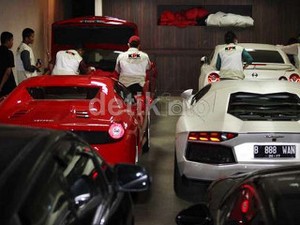 Mobil Murah Tetap Primadona, Isi Garasi Adik Gubernur Atut