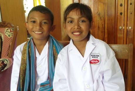 Tugas Dokter Kecil di Kupang, Patroli Temannya yang Belum Mandi