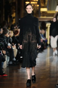 Stella McCartney. Fall/Winter 2013. Paris Fashion Week 2013. [Photo by Pascal Le Segretain/Getty Images]