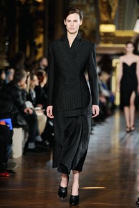 Stella McCartney. Fall/Winter 2013. Paris Fashion Week 2013. [Photo by Pascal Le Segretain/Getty Images]