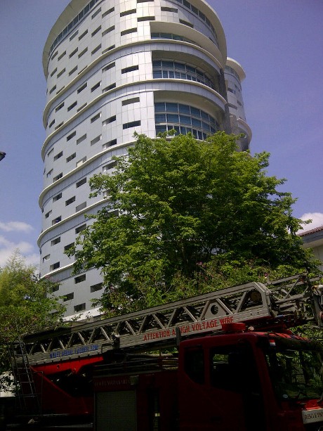 Api di FE UGM Padam, Yang Terbakar Ruangan IT Corner