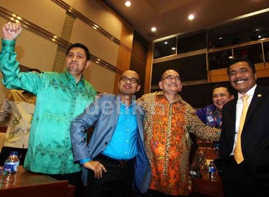 Gantikan Ruhut, Akankah Pieter Zulkifli Diterima Trio SBY Cs?