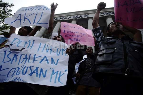 Setelah Atut, Kini Pasangan Cabup Lebak Amir-Kasmin Dicegah KPK