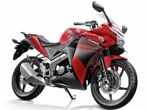 Baju Baru untuk Honda CBR150R