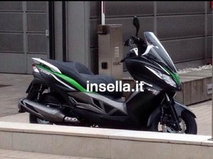 Wah, Kawasaki Bikin Skuter Bongsor