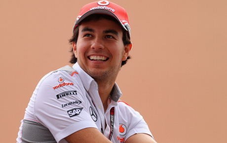 Pebalap McLaren: Jangan Mabuk Sambil Nyetir