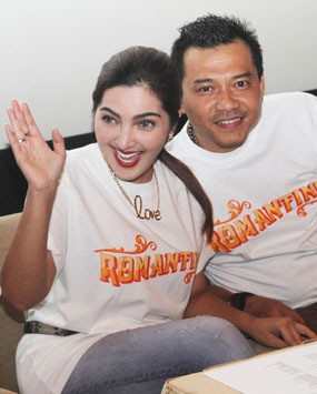 Anang dan Ashanty Tak Percaya Bisa Akting di Romantini