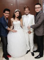 Mengintip Baju Pengantin Ruben dan Wenda