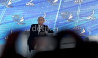 Dalam APEC CEO Summit di Nusa Dua Bali, Senin (7/10/2013), Putin mengakui perekonomian global masih sulit untuk kembali pulih dengan cepat.