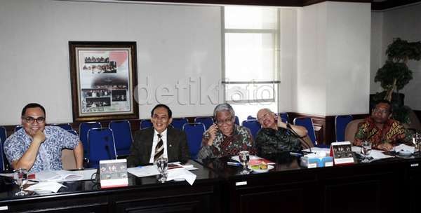 Tak Bisa Panggil Paksa, MKK Akan Vonis Akil Tanpa Keterangan Daryono