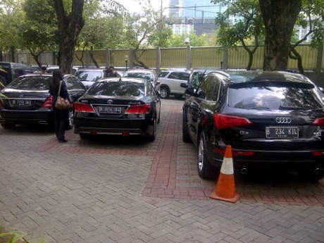 Tak Ada Mobil Audi Mercy dan Crown Athlete di Laporan 