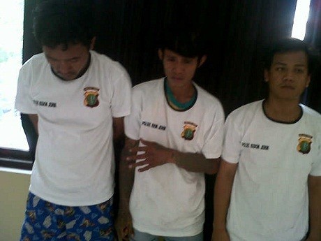 Razia Preman, Polisi Amankan 2 Pengamen yang Bawa Ganja