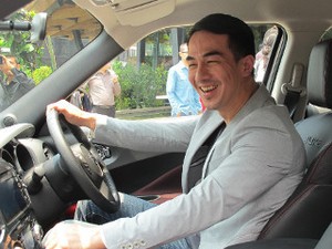 Joe Taslim: Kalau Lagi Macet, Penting ada Musik di Mobil