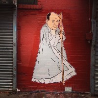 Hanksy Menggoda Banksy di Tembok New York