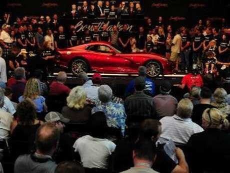 Tidak Kompetitif, Dodge Pangkas Produksi SRT Viper